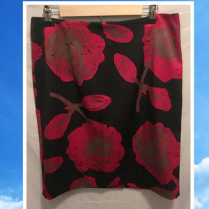 Size 12 Mac & Jac Skirt Black Red Floral Silky